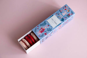 6 db-os macaron válogatás 'Wonderland' díszdobozban (kék)