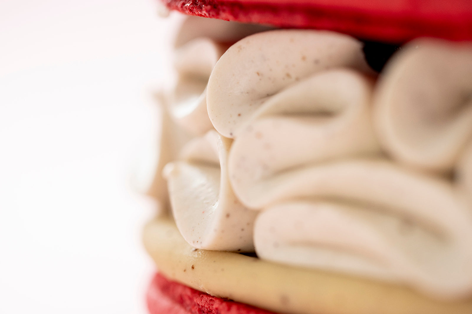 MACARON TORTA 'Fraise - Rhubarb'